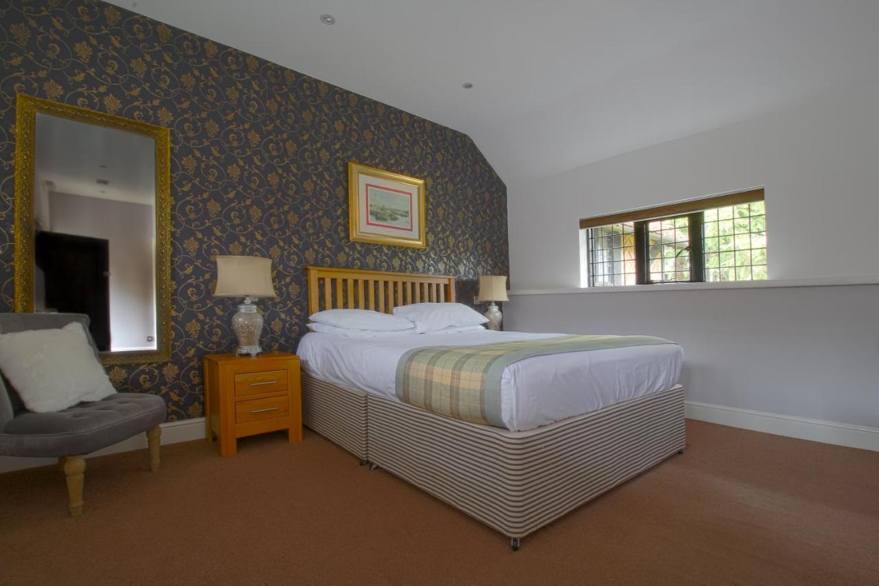 Beautiful Countryside Bedroom Hever Exterior photo